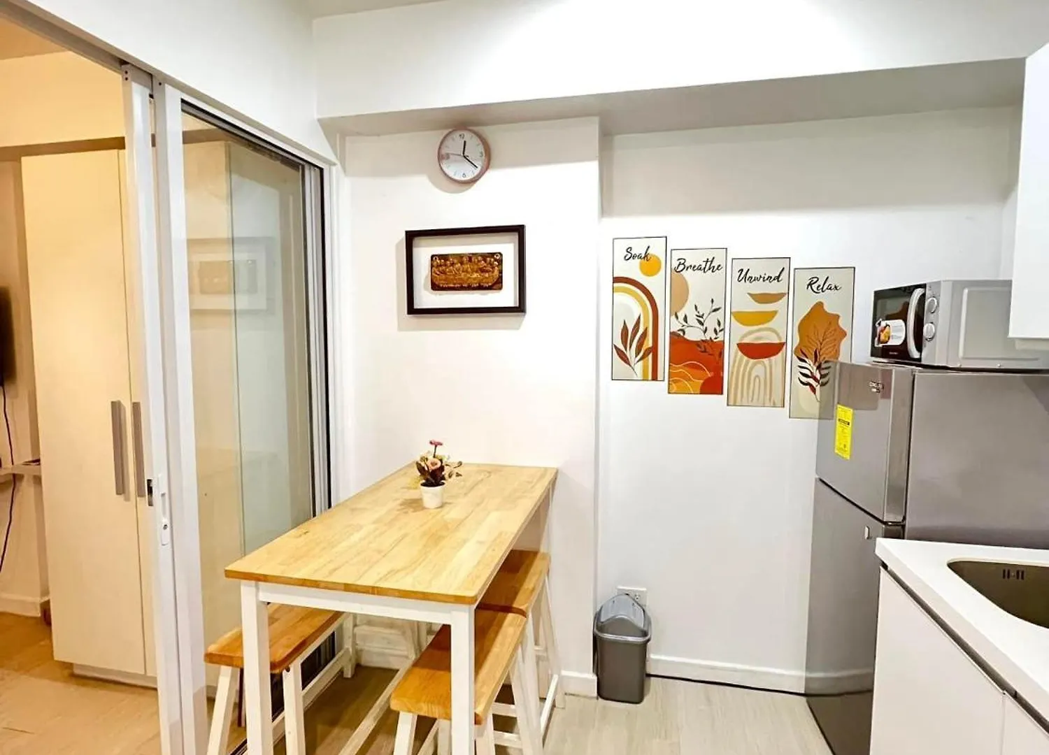 Hotel Yana'S Place - Azure Residences Paranaque City