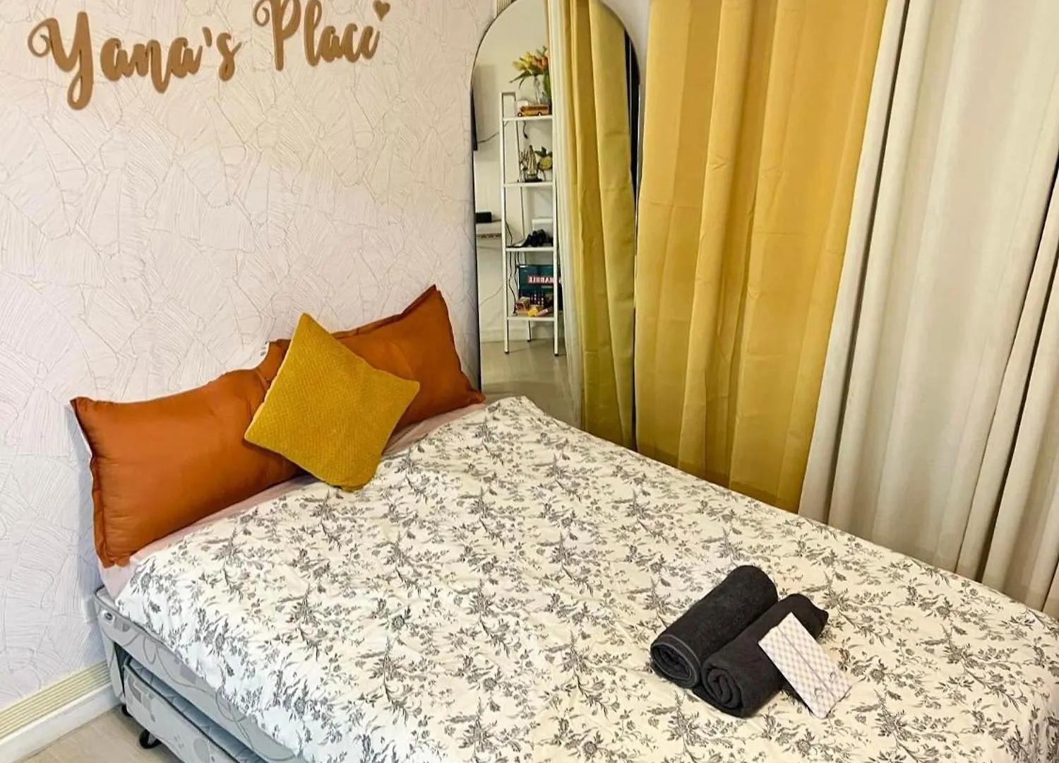 Yana'S Place - Azure Residences Paranaque City Philippines